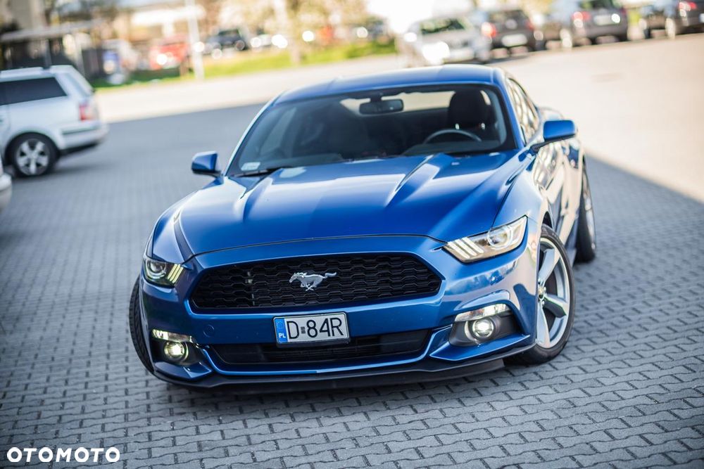 Ford Mustang - 5