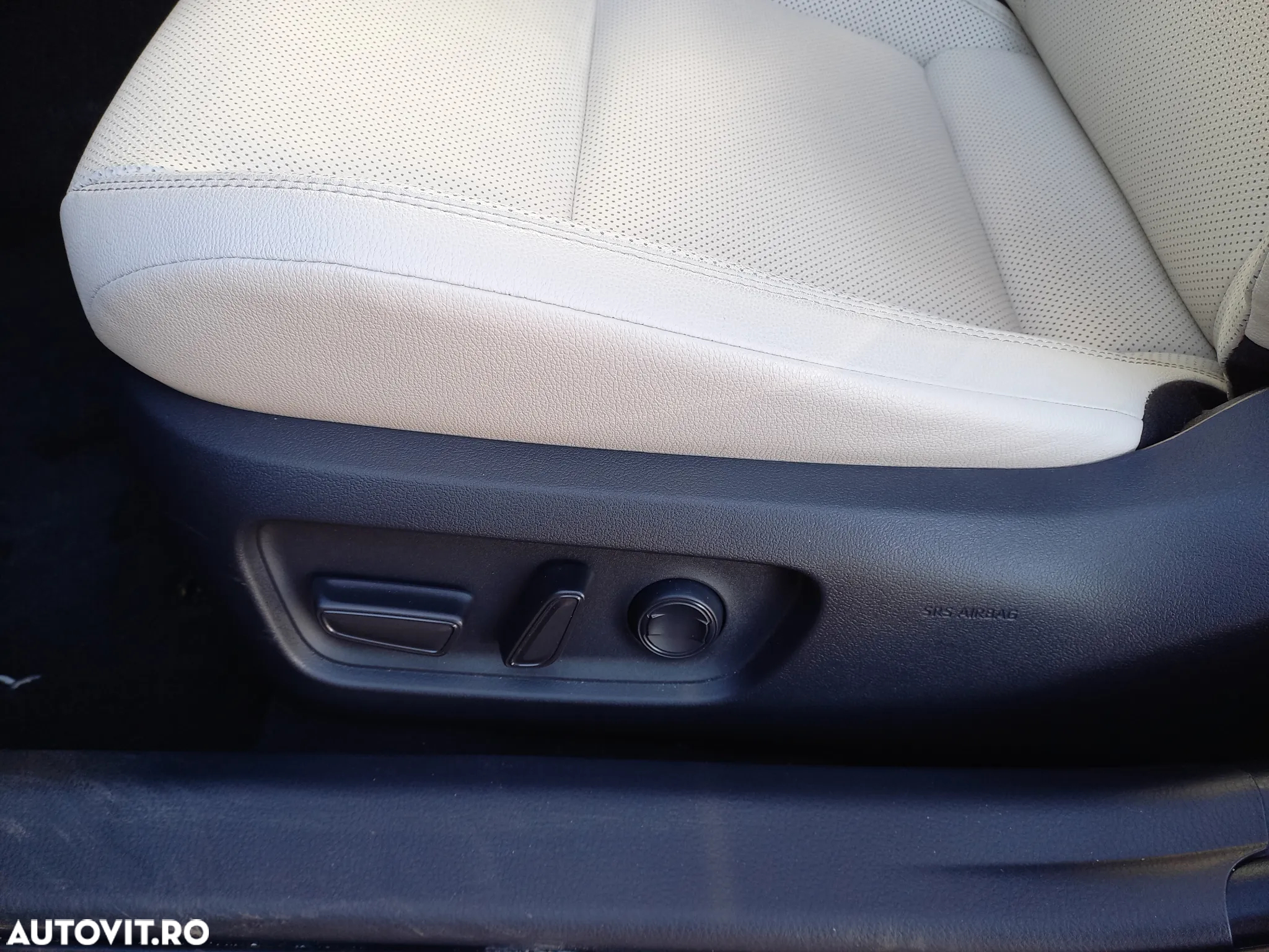 Toyota Camry 2.5 Hybrid Exclusive - 13