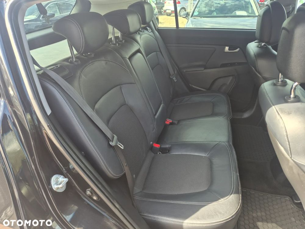 Kia Sportage 2.0 CVVT 2WD Automatik Vision - 18