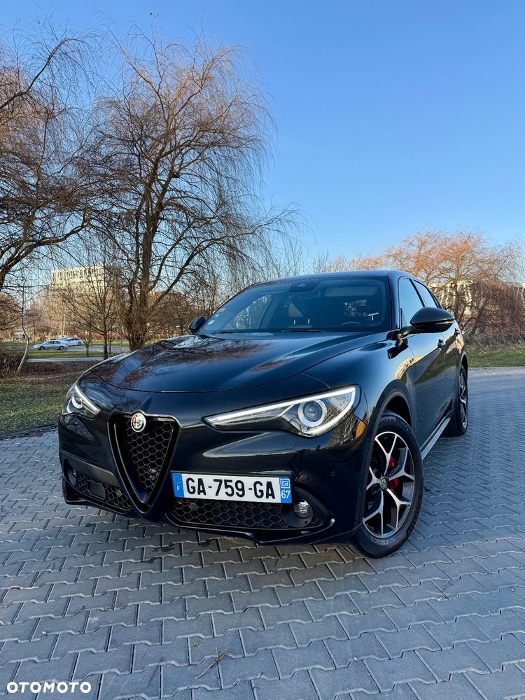 Alfa Romeo Stelvio - 6