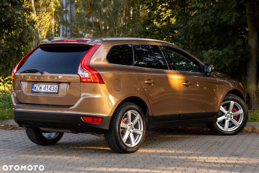 Volvo XC 60 DRIVe Momentum - 18