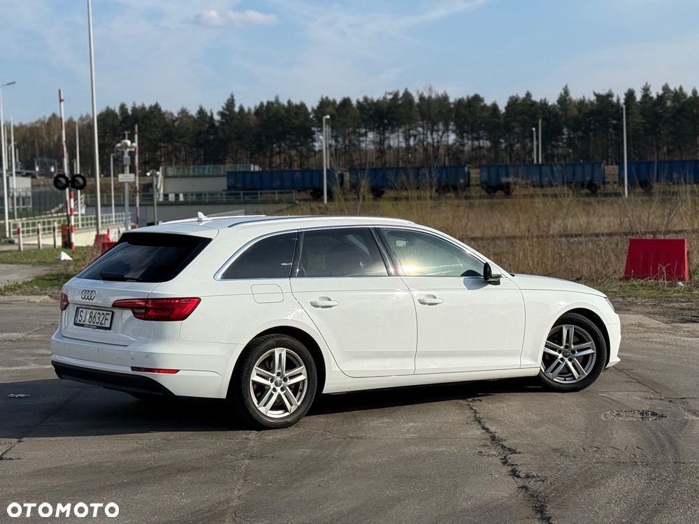 Audi A4 Avant 2.0 TDI S tronic design - 12
