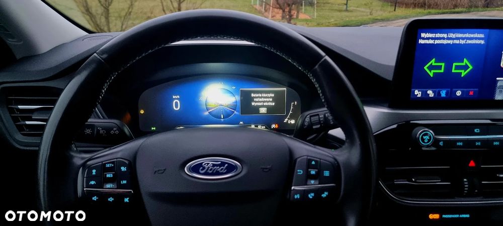 Ford Kuga 1.5 EcoBlue FWD Titanium X - 23