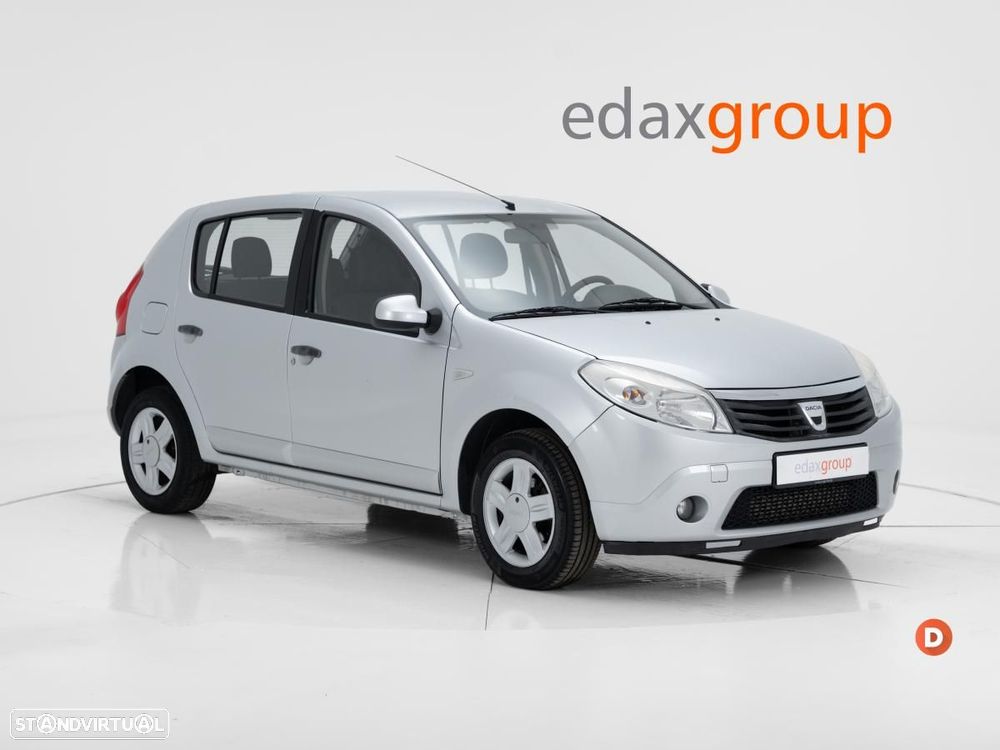 Dacia Sandero - 1