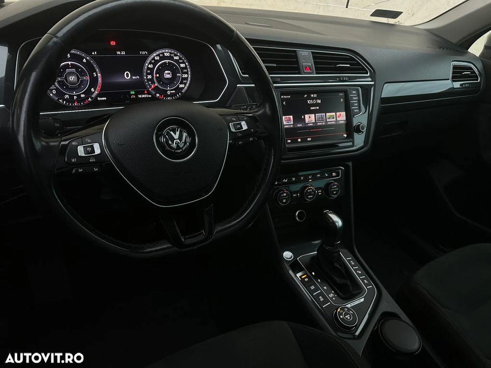 Volkswagen Tiguan 2.0 TDI 4Mot DSG Comfortline - 19