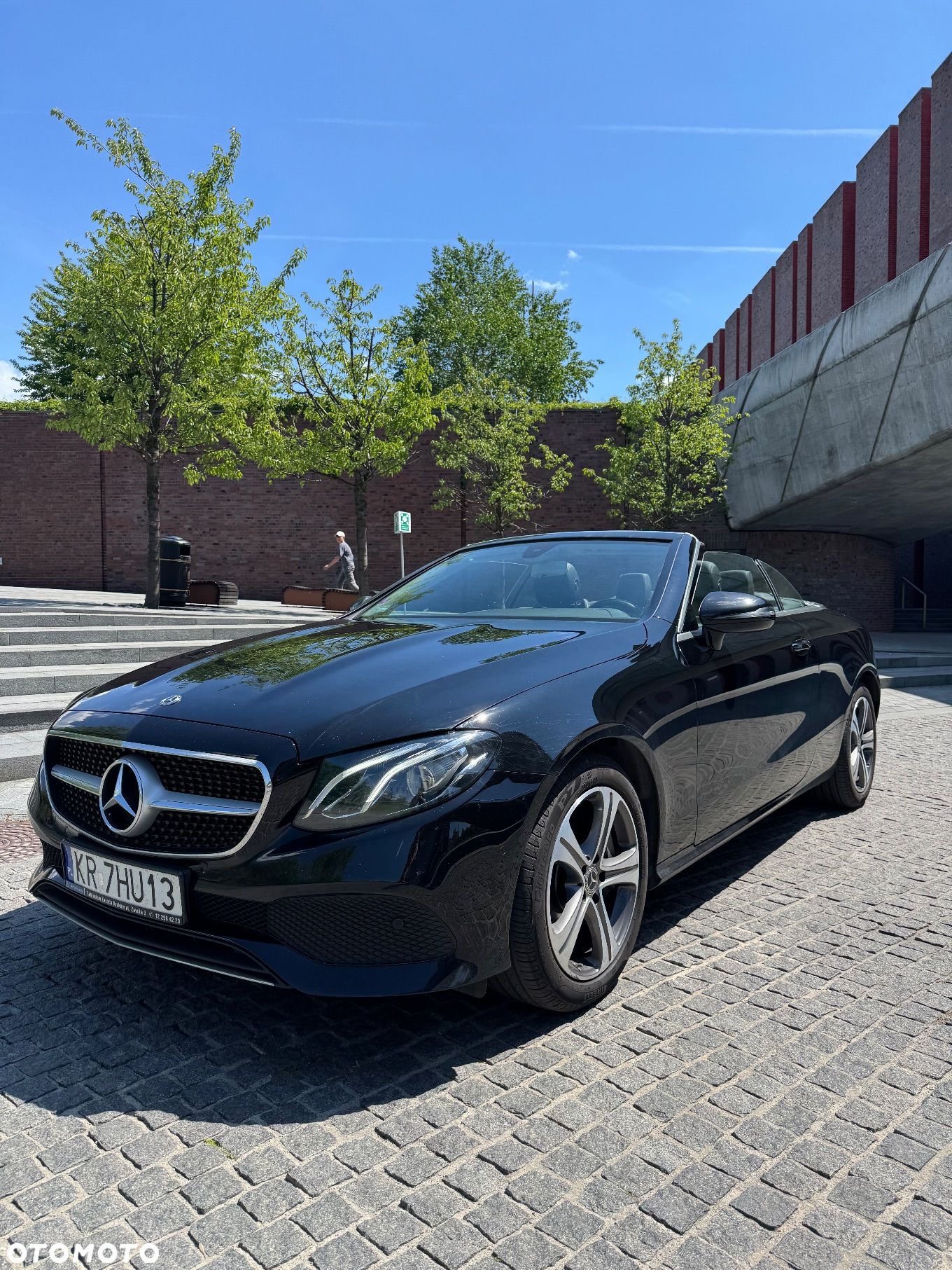 Mercedes-Benz Klasa E 400 Kabriolet 4-Matic 9G-TRONIC - 1