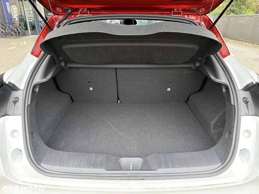 Nissan Juke 1.6 Hybrid Shiro AMT - 19