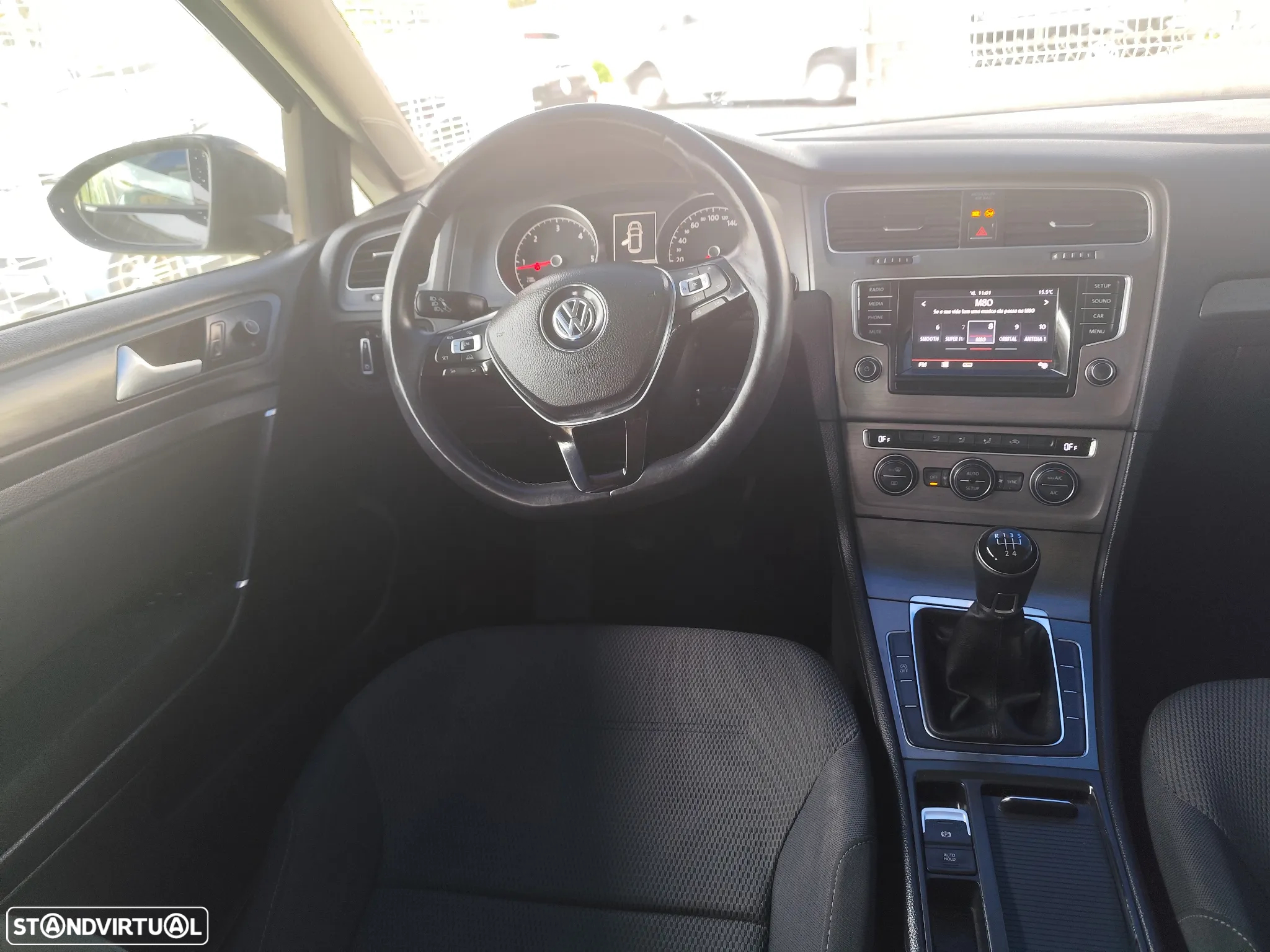 VW Golf 1.6 TDi Confortline - 25