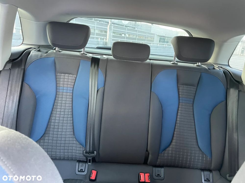 Audi A3 Sportback 2.0 TDI Ambiente - 15