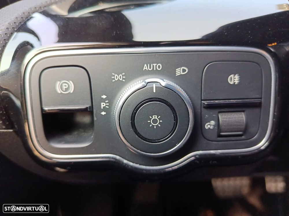 Mercedes-Benz CLA 180 d AMG Line Aut. - 35