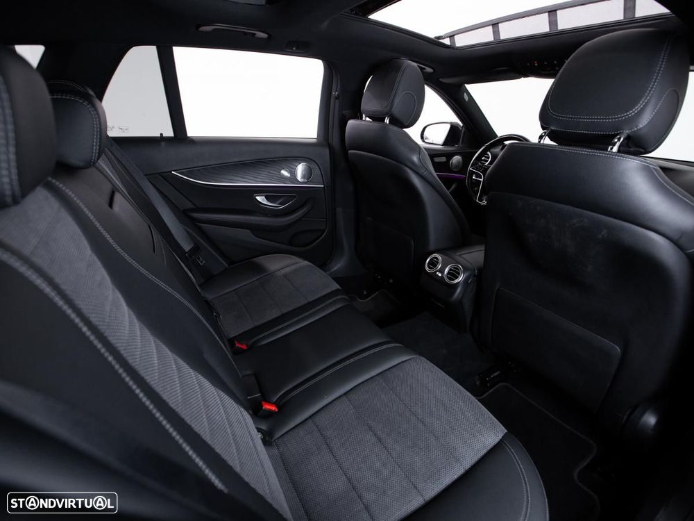 Mercedes-Benz E 300 de T 9G-TRONIC AMG Line - 12