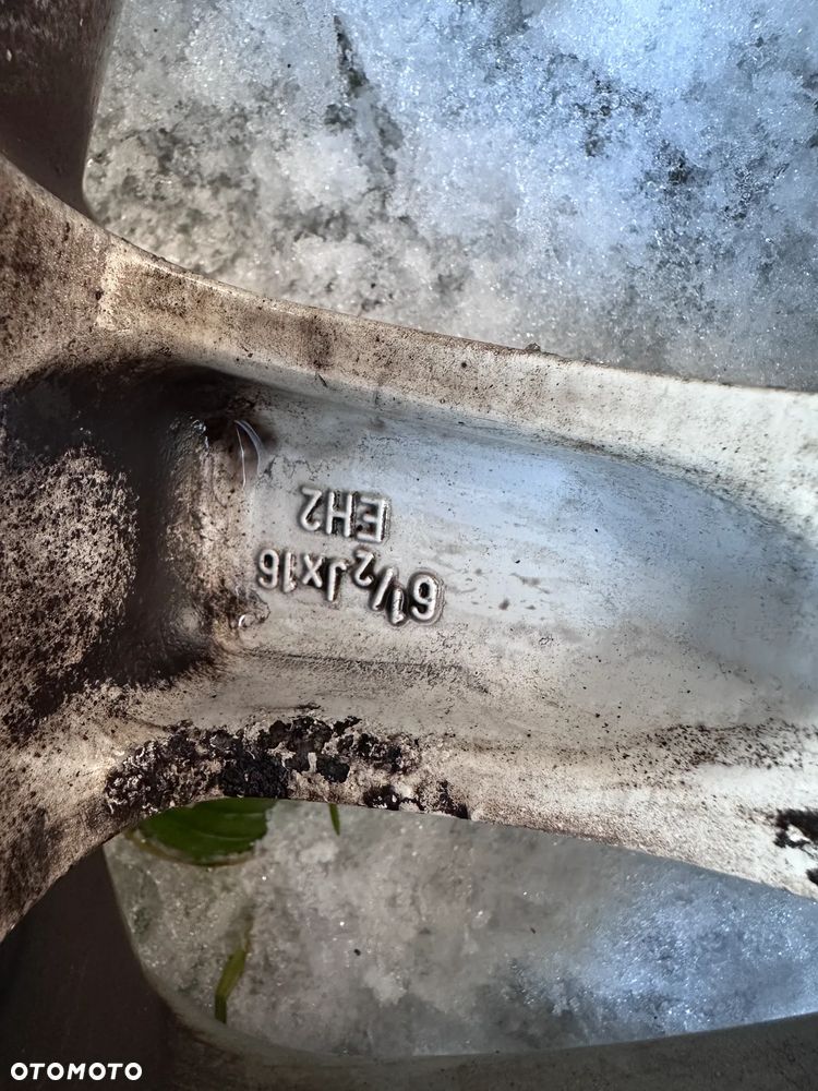 Felgi z oponami BMW - 3