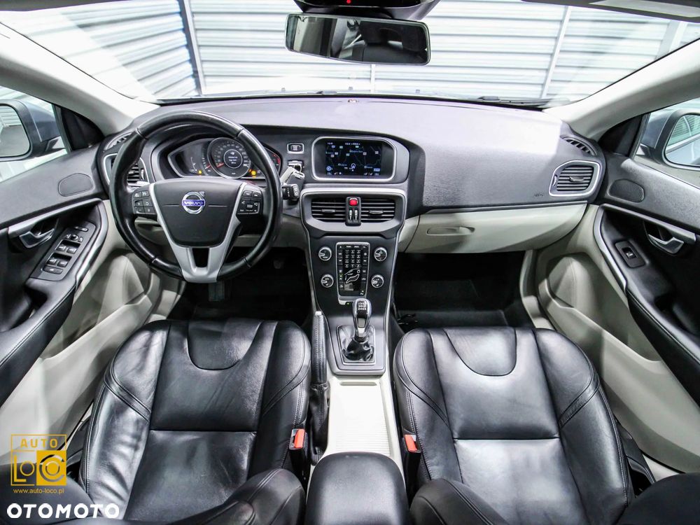 Volvo V40 D2 Summum - 5