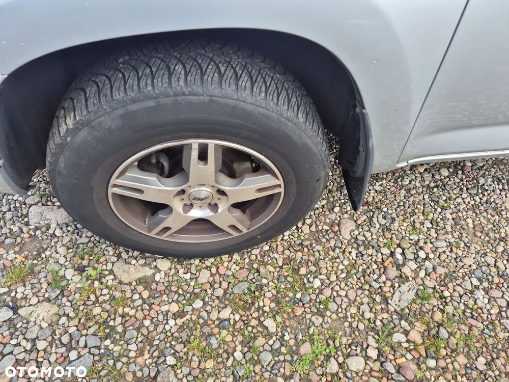 Toyota RAV4 2.2 D-4D 4x4 - 20