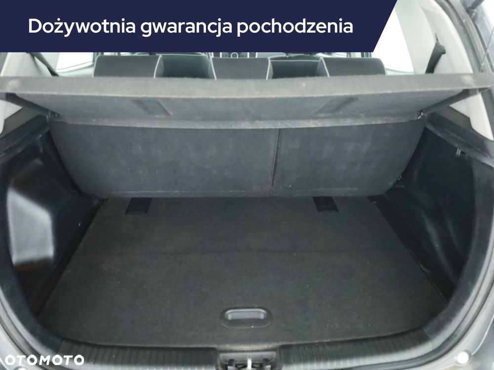 Kia Venga - 13