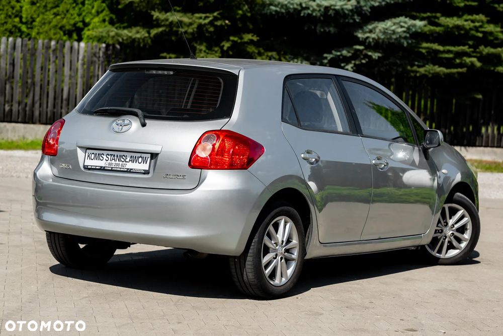 Toyota Auris 1.33 VVT-i Terra - 11
