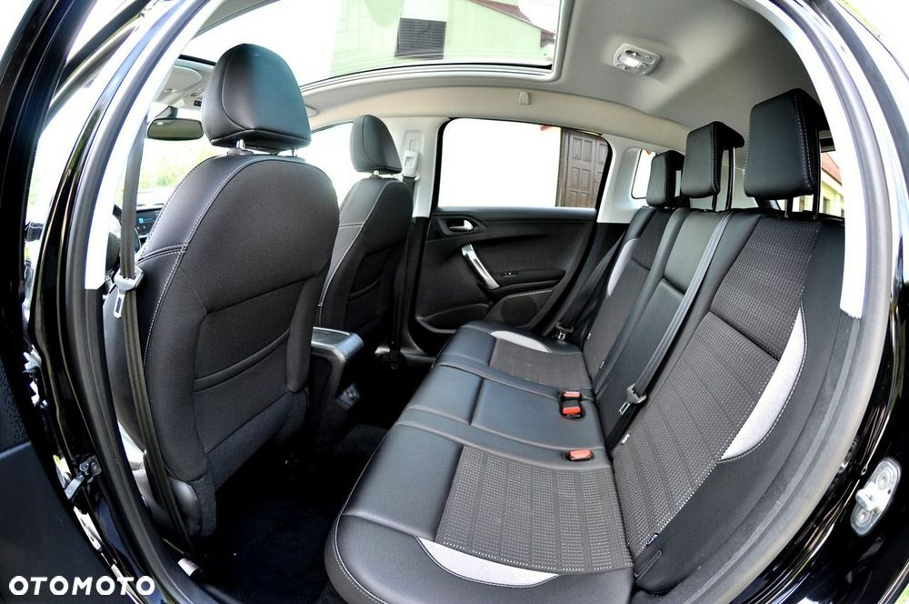 Peugeot 2008 PureTech 82 Allure - 19