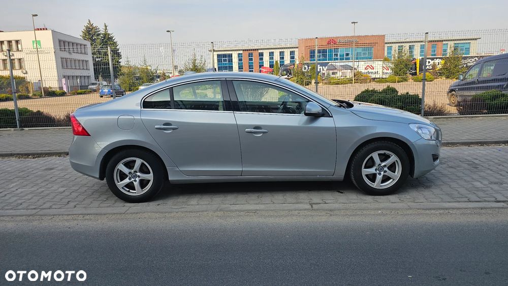 Volvo S60 DRIVe Summum - 31