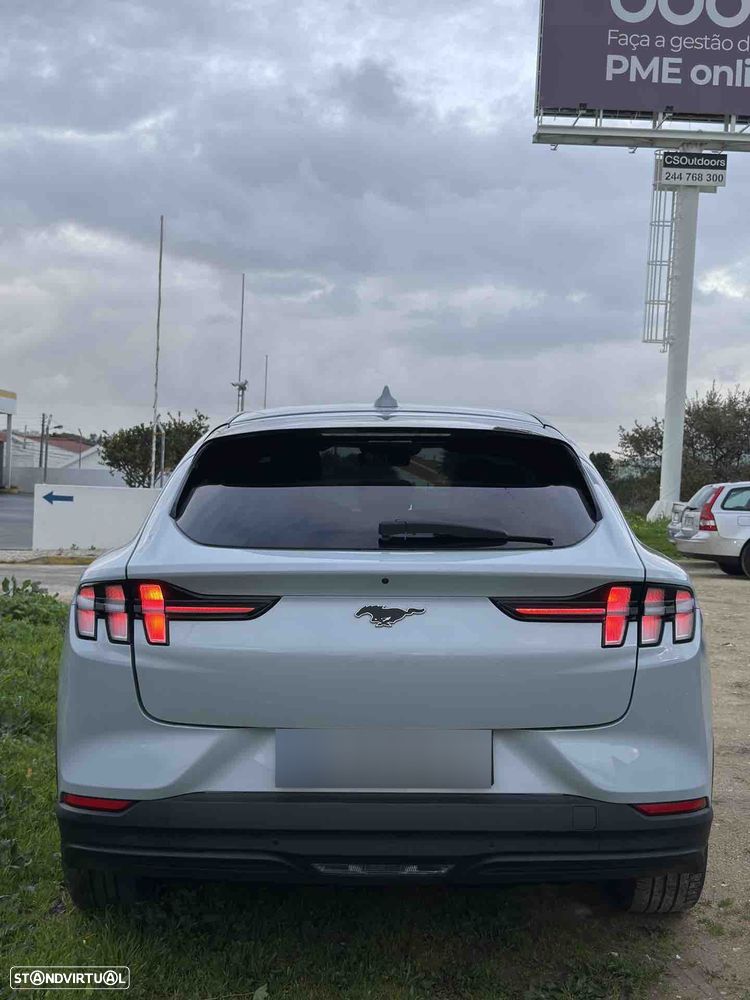 Ford Mustang Mach-E Standard - 16
