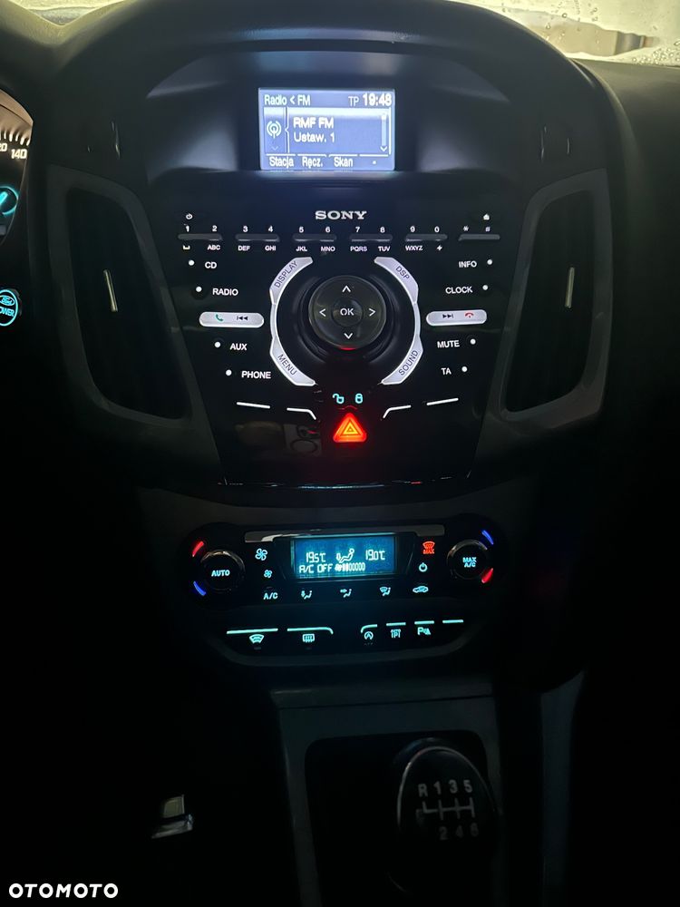 Ford Focus 1.0 EcoBoost STart-Stopp-System TITANIUM - 19