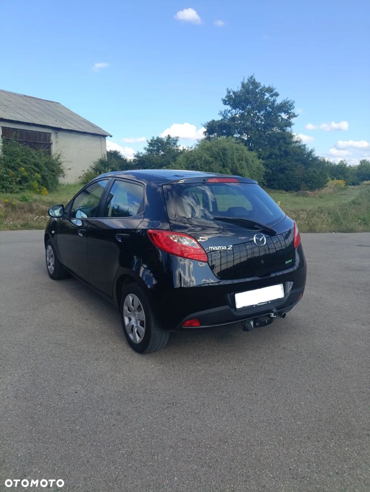 Mazda 2 - 8