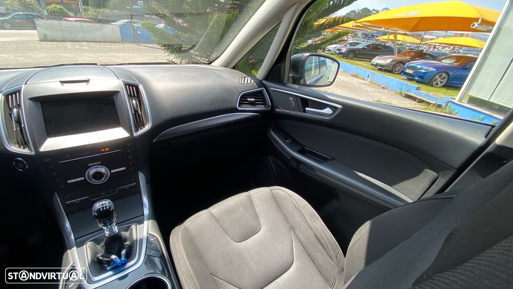 Ford S-Max 2.0 TDCi Titanium - 34