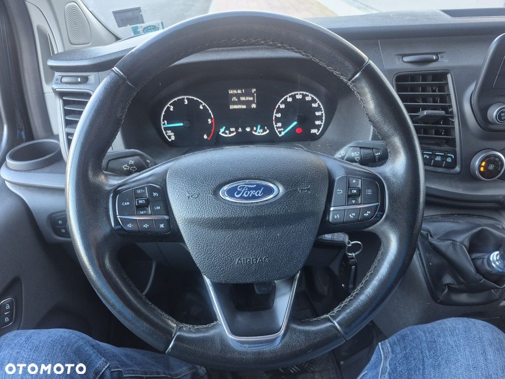 Ford Transit Custom 310 L2H1 Limited - 9