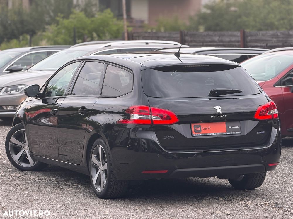 Peugeot 308 1.6HDi Premium - 3