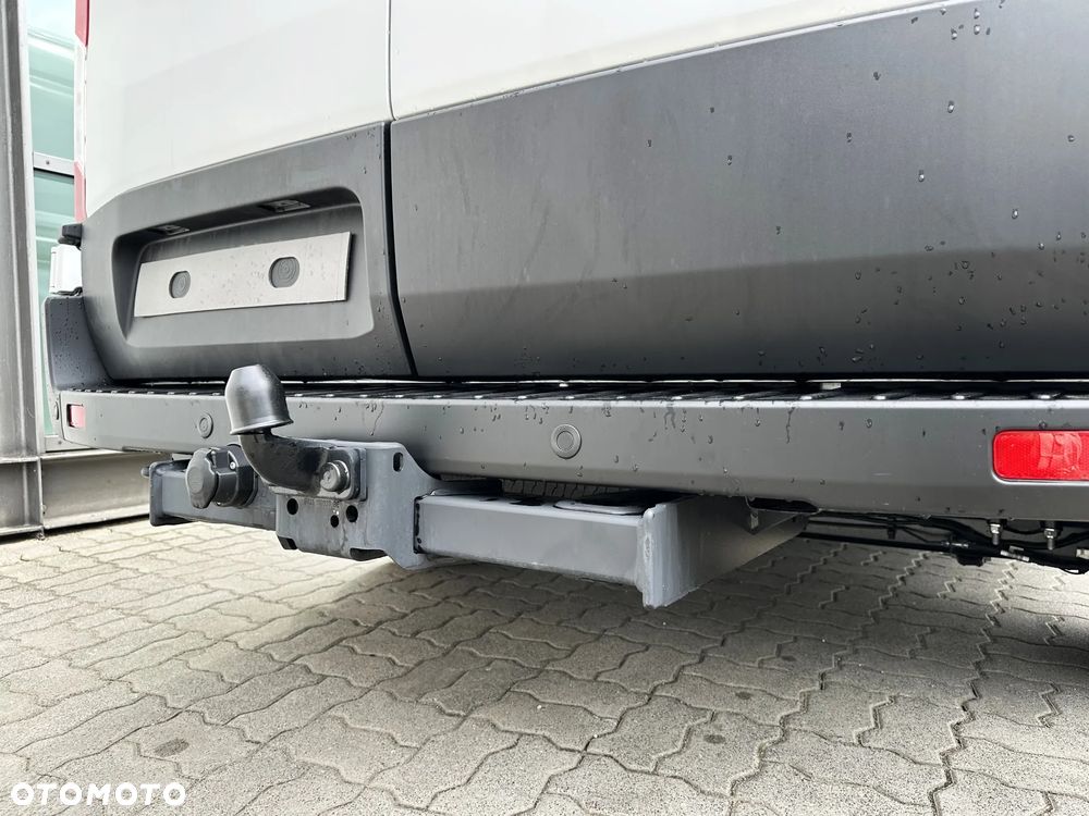 Ford Transit - 9