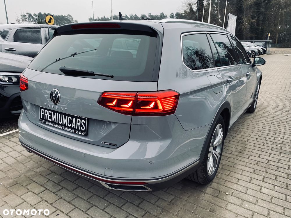 Volkswagen Passat Alltrack 2.0 TDI SCR DSG 4Motion - 16
