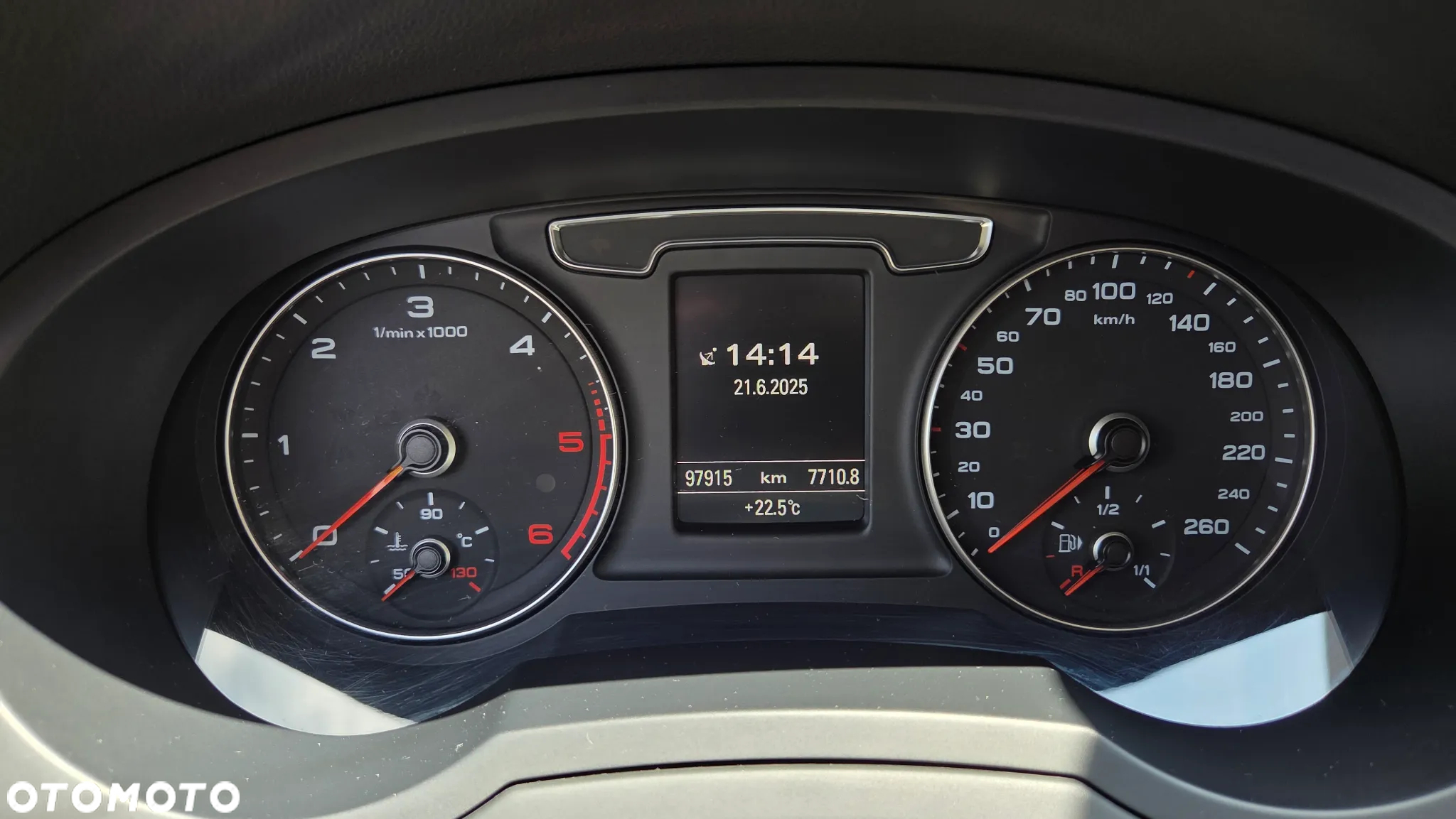 Audi Q3 - 18