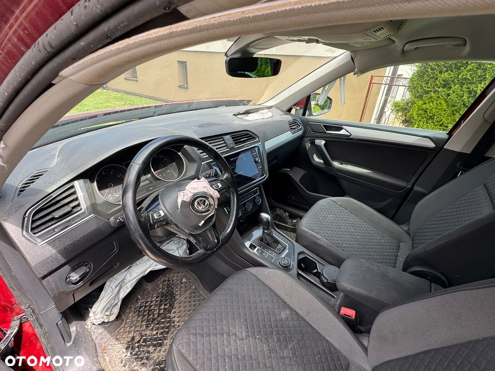Volkswagen Tiguan - 10