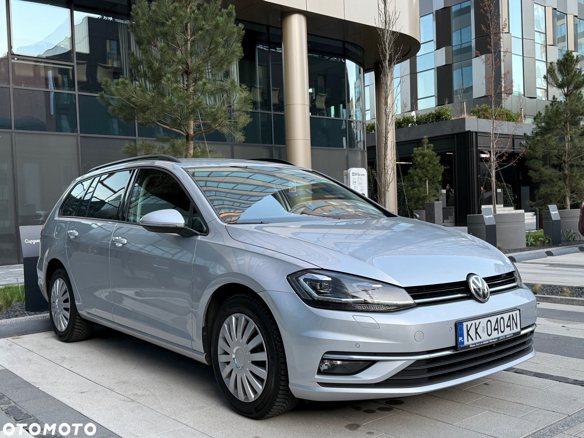 Volkswagen Golf 2.0 TDI BlueMotion Technology DSG Comfortline - 3