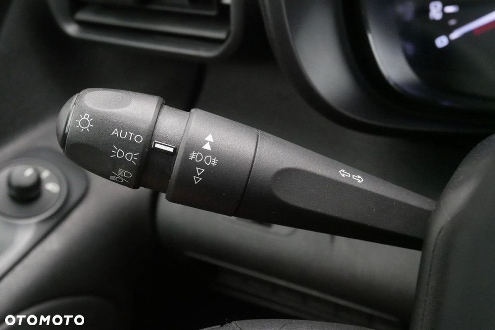 Toyota ProAce 2.3t 1.5d-4d 100km Long Furgonbrygactive Właścicielem pojazdu jest Ayvens Financial Services Polska - 21