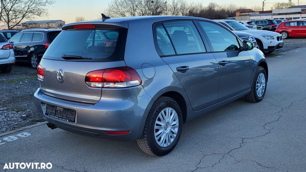 Volkswagen Golf - 3