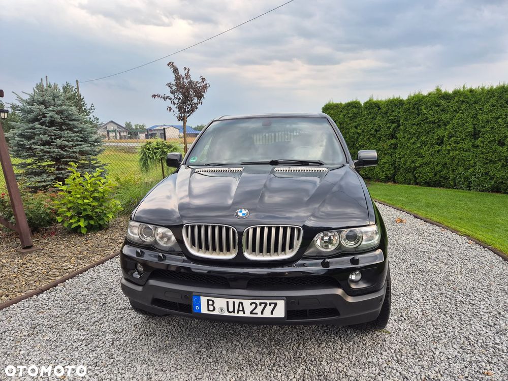 BMW X5 4.4i - 4