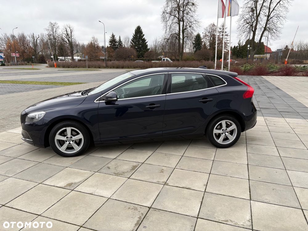 Volvo V40 D2 Summum - 3