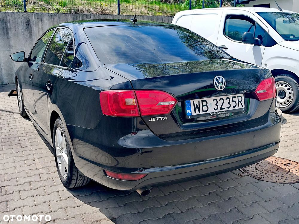 Volkswagen Jetta 1.6 TDI Comfortline Optimum - 3