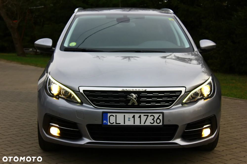 Peugeot 308 BlueHDi FAP 130 Stop & Start Allure - 22