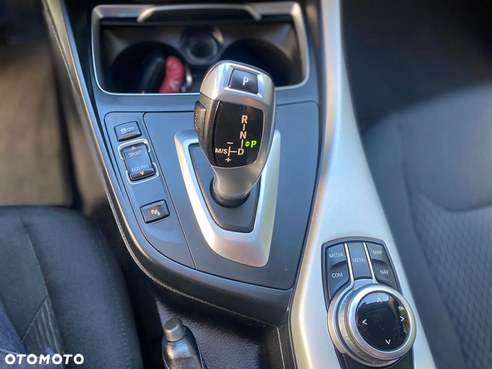 BMW Seria 1 118d - 35