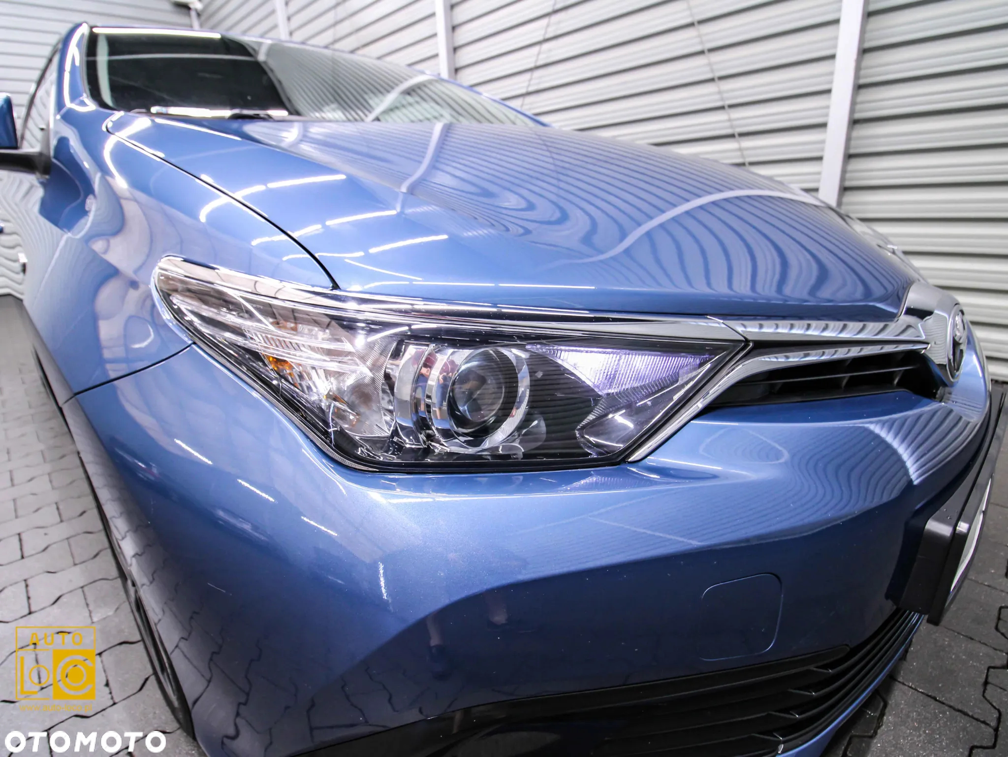 Toyota Auris Hybrid 135 Active - 27
