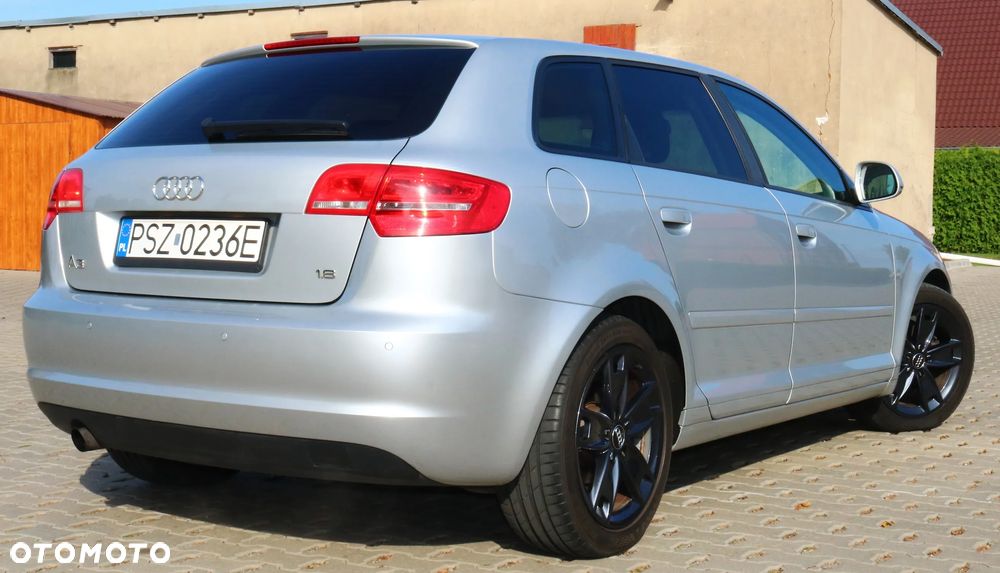 Audi A3 Sportback - 6