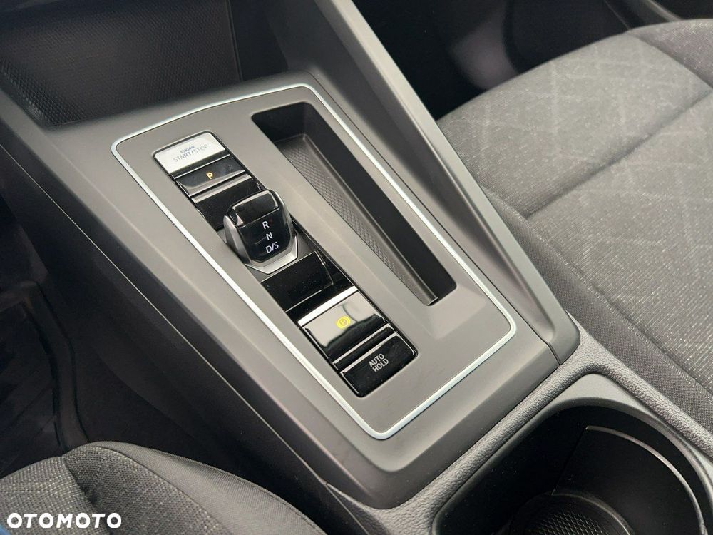 Volkswagen Golf - 20
