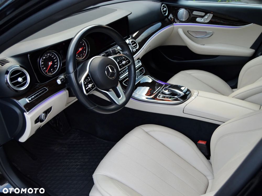 Mercedes-Benz Klasa E 450 4Matic 9G-TRONIC - 7