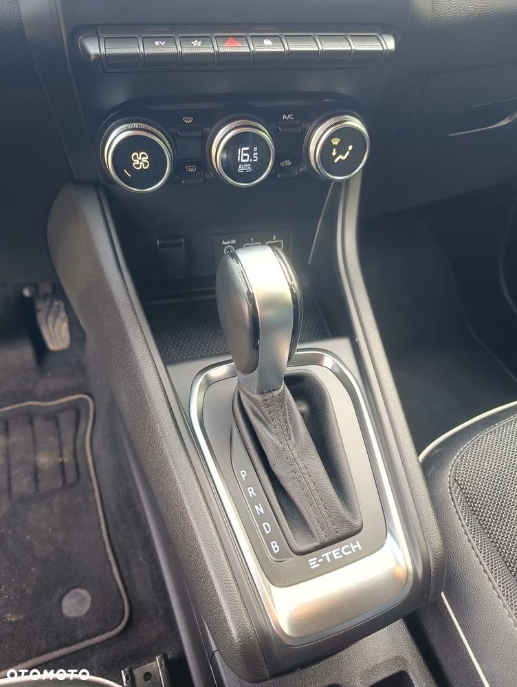 Renault Captur E-TECH Full 145 TECHNO - 16
