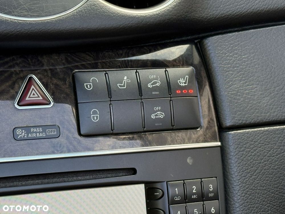 Mercedes-Benz CLK 350 Avantgarde - 23