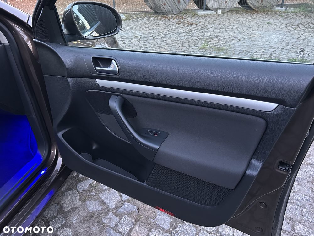 Volkswagen Golf 1.4 TSI Highline - 16