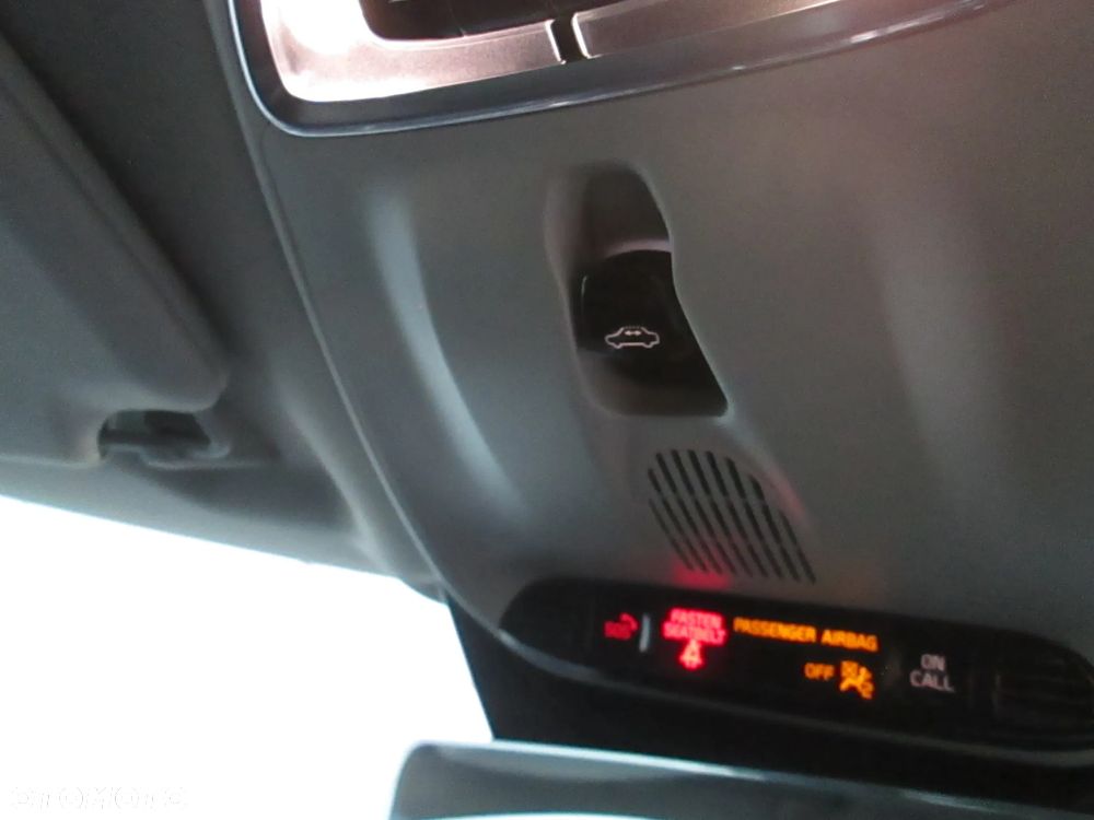 Volvo XC 90 B5 D AWD Geartronic Momentum Pro - 35