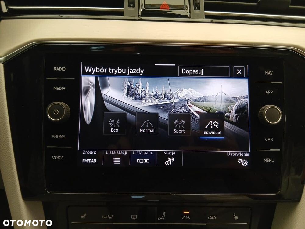 Volkswagen Passat 2.0 TDI Elegance DSG - 33