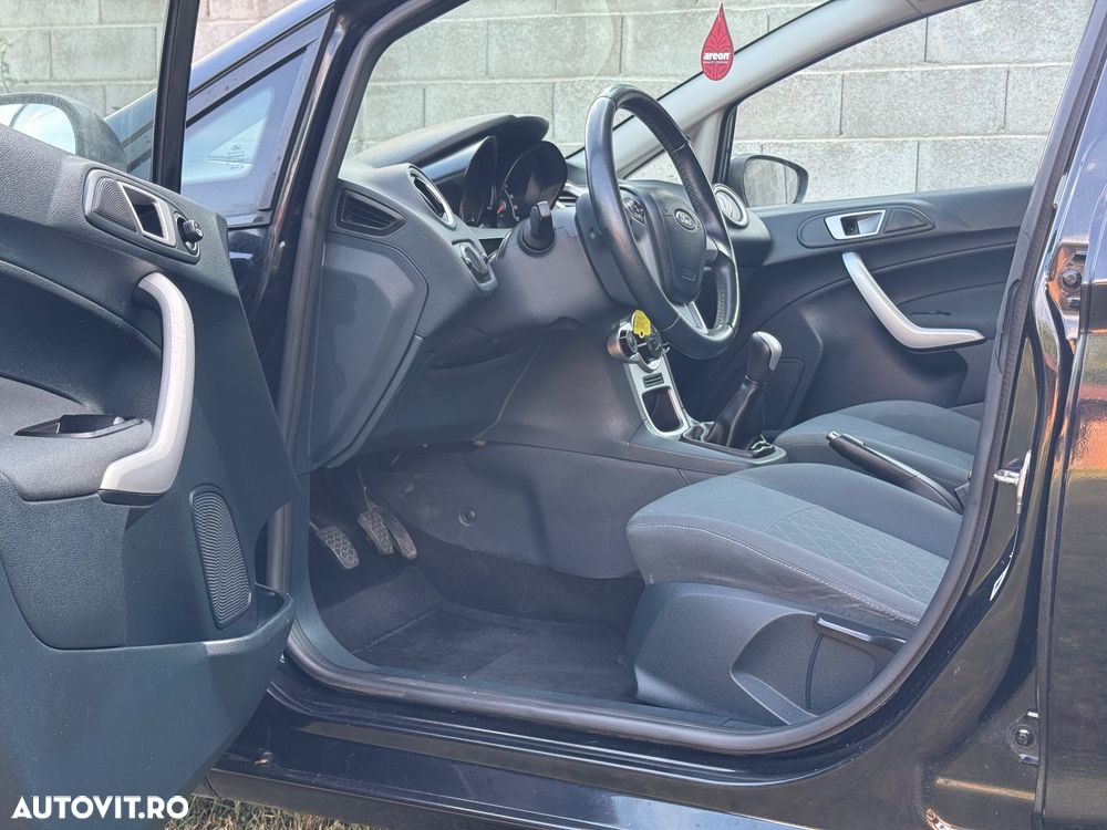 FORD Fiesta 2012 — imagine 11
